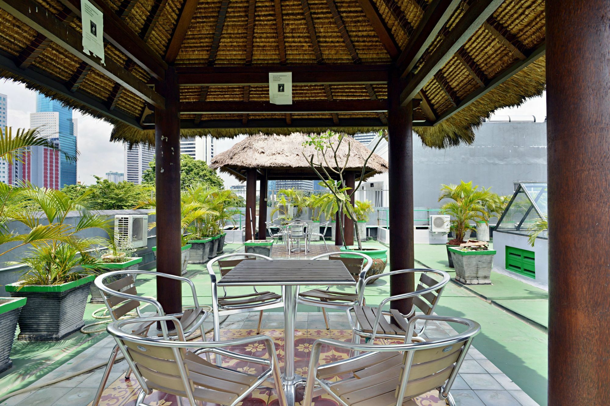 Zen Rooms Setiabudi Barat Jakarta Extérieur photo